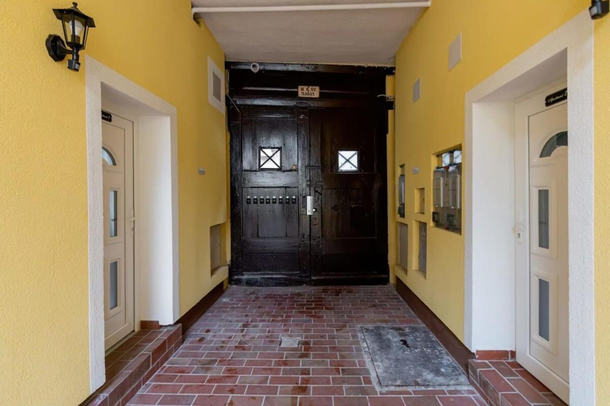 Cute Central Studio With Ac Budapeste Exterior foto